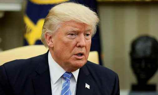 Трамп планує “заохотити” Україну і Росію до переговорів – Bloomberg