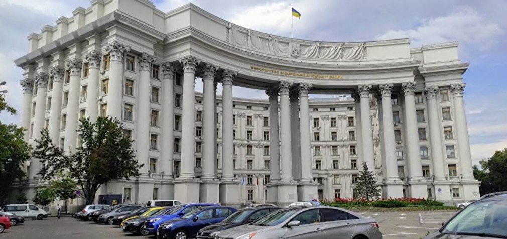 МЗС України вимагає пояснень від німецького каналу за сюжет з Маріуполя