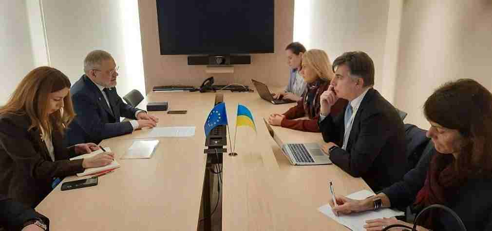 Єврокомісар: ЄС не зацікавлений у транзиті російського газу через Україну