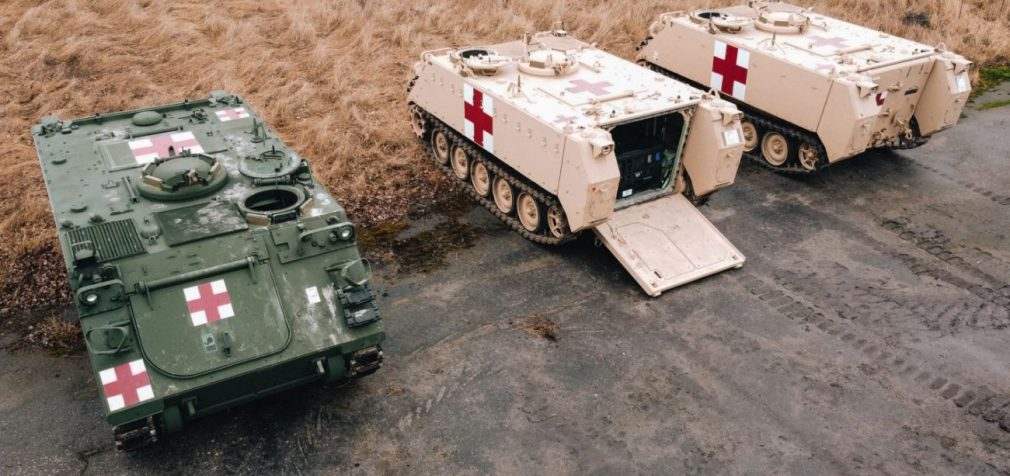 Україна отримала бронетранспортери M113, які допоможуть евакуювати поранених на полі бою