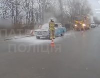 Допомога там, де потрібна: патрульні Запоріжжя оперативно ліквідували загоряння автомобіля