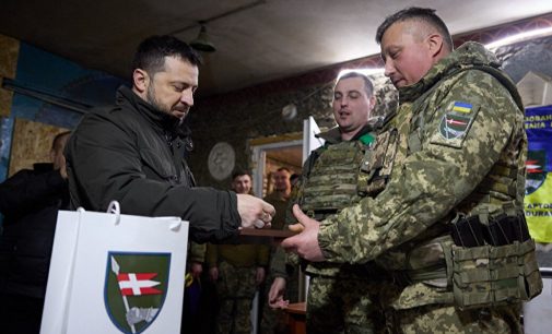 Зеленський відвідав українських військових поблизу Куп’янська