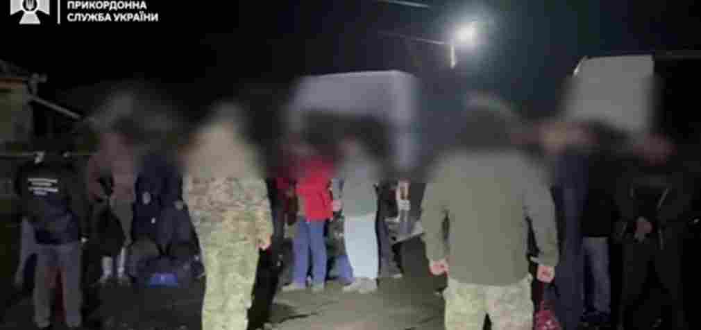 Прикордонники затримали рекордну групу порушників на кордоні з Угорщиною