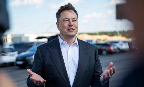 Маск хоче перенести місце реєстрації Tesla в Техас
