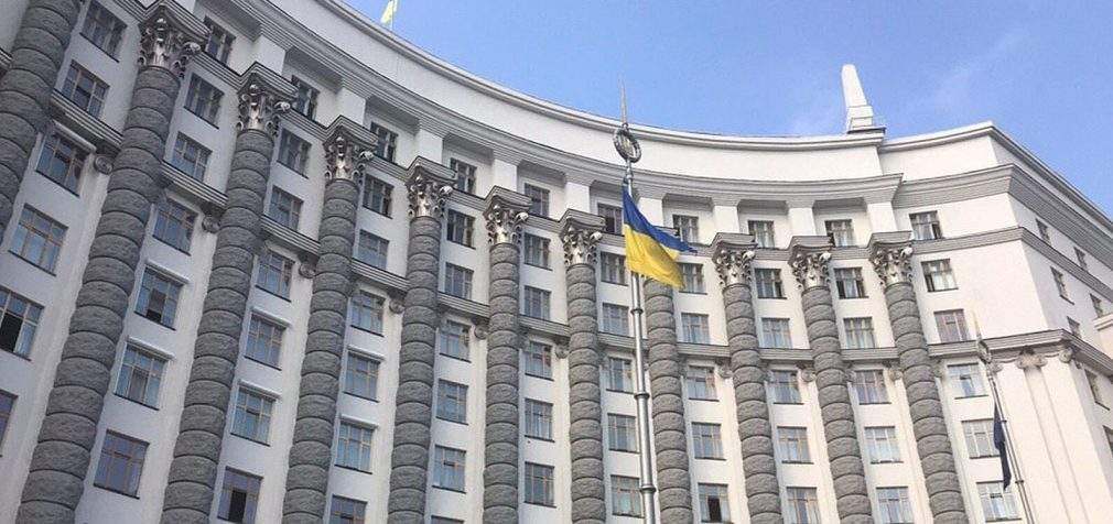 У Кабміні відреагували на дії польських фермерів, які розсипали зерно