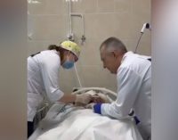 Після 11 діб коми у лікарні Дніпра прийшов до тями тяжкопоранений боєць