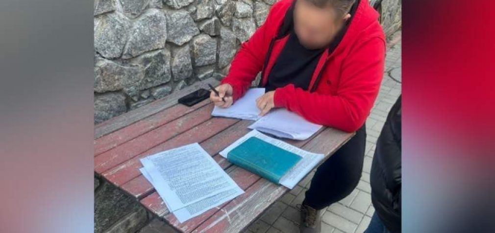 «Супроводжую дружину з інвалідністю»: на Дніпропетровщині викрили чергову схему перетину державного кордону