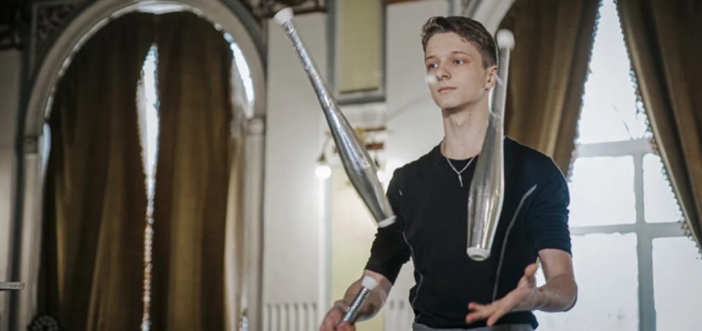 У Дніпрі 16-річний жонглер встановив унікальний рекорд України: подробиці