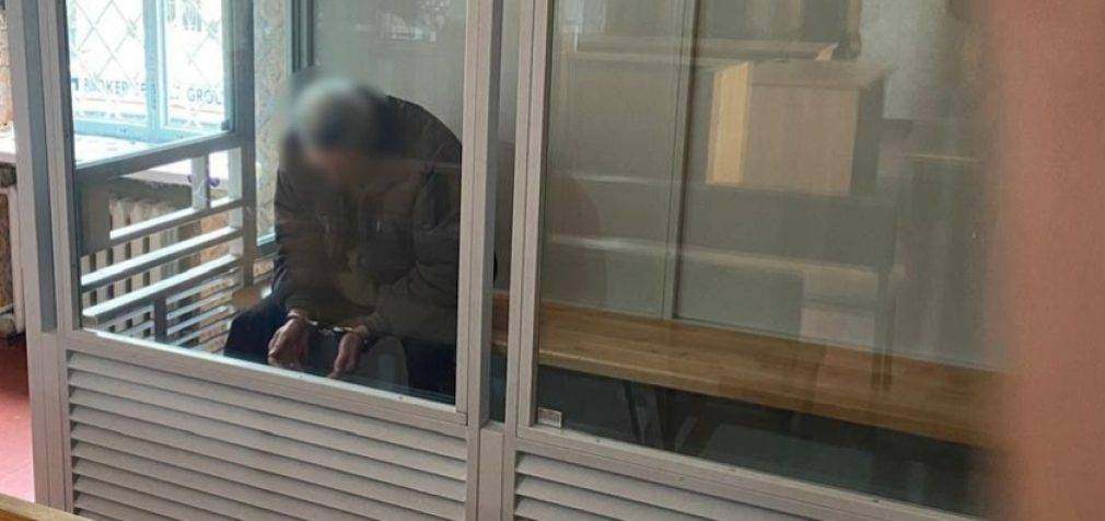 Намагався вбити дружину: в Марганці затримали 56-річного чоловіка на місці скоєння злочину