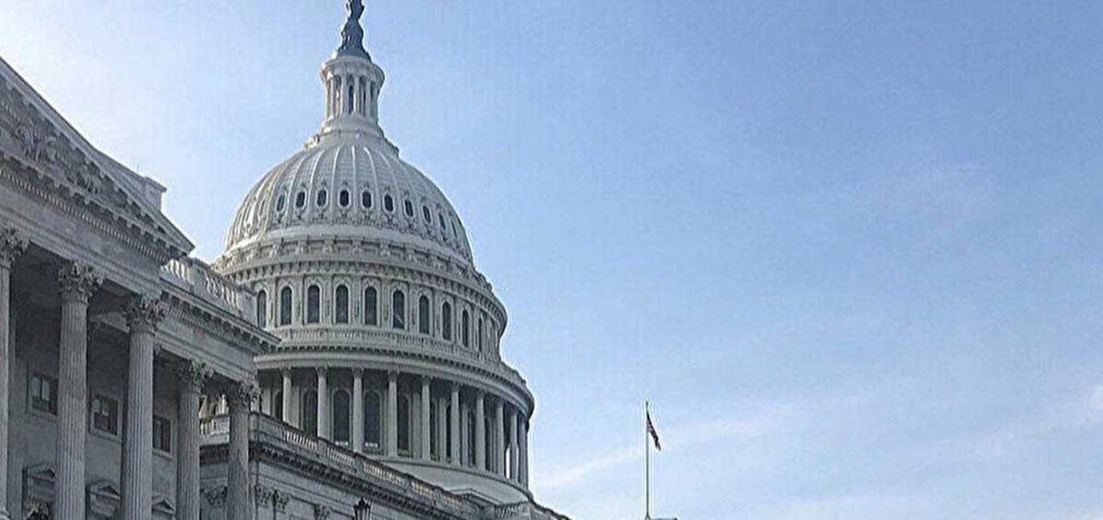 Демократи США готові підтримати допомогу Україні в кредит, щоб вийти з глухого кута