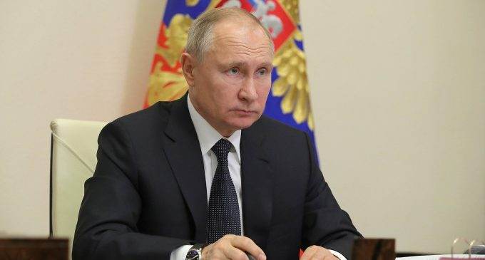 Bloomberg: В оточенні Путіна не вважають, що Україна причетна до теракту у “Крокусі”