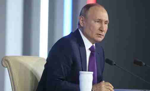 Путін очікувано “перемагає” на виборах: підрахували 80% голосів