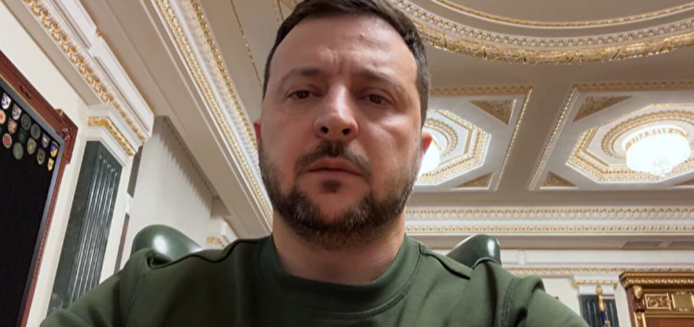 Зеленський підписав указ про звільнення строковиків у запас