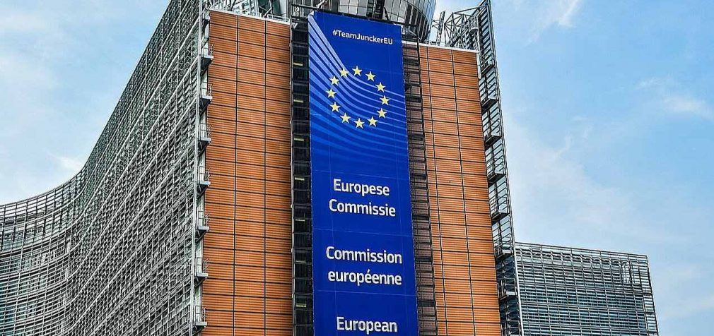 Лідери ЄС сперечаються щодо варіантів фінансування оборони України – Politico