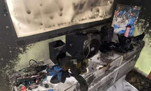 Коротке замикання електромережі: у Запоріжжі спалахнула квартира у багатоповерхівці