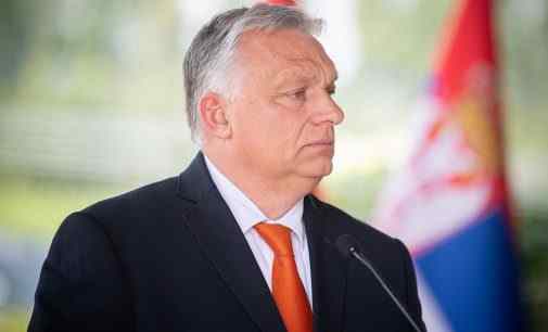 Орбан звинуватив Захід у “розпалюванні війни” дискусією про війська в Україні