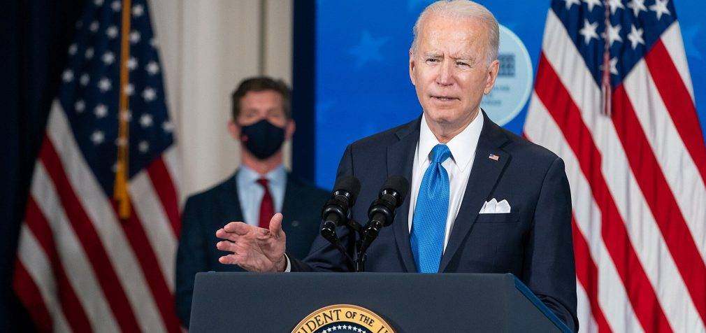 Байден про участь у дебатах з Трампом: це залежить від його поведінки