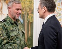 Кулеба обговорив з головою військового комітету НАТО підтримку України