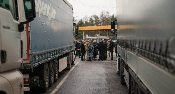 Блокада на польському кордоні: у ДПСУ розповіли про ситуацію з чергами
