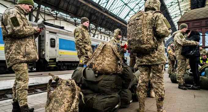 У Раді розповіли, хто зможе отримати бронювання під час мобілізації