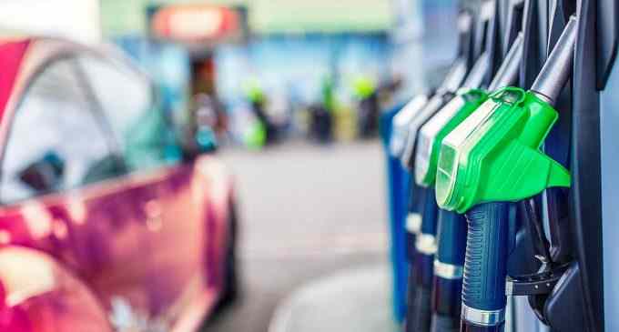 Бензин, дизель, автогаз: як зросли ціни на українських АЗС у березні