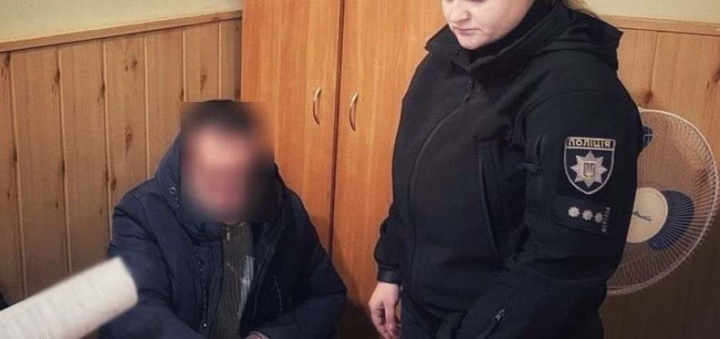За викрадення автомобіля та пограбування автомийки поліцейські Дніпра затримали 42-річного чоловіка