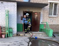 На пожежі у Дніпрі вогнеборці врятували 7 людей, з них 3 дитини: подробиці