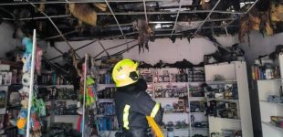 Дніпровський район: рятувальники ліквідували пожежу в торговельних павільйонах
