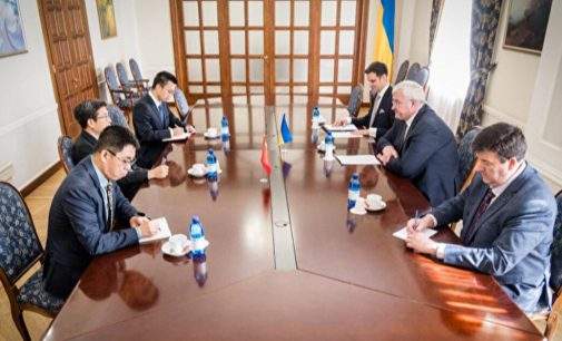 Україна обговорила з Китаєм перспективи участі у саміті миру