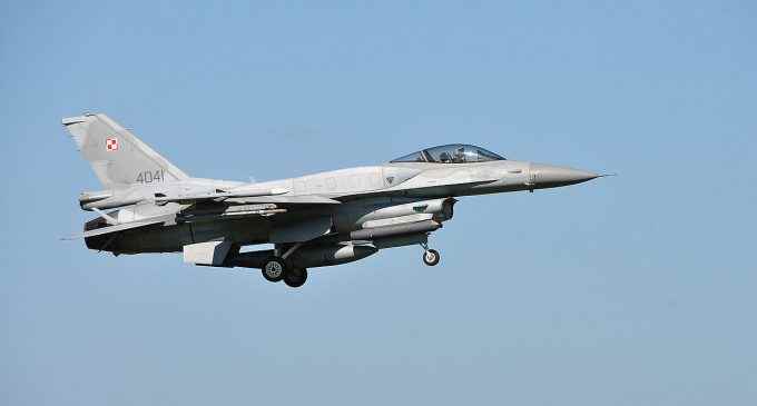 Посол Данії спрогнозував, коли в Україну надійдуть винищувачі F-16