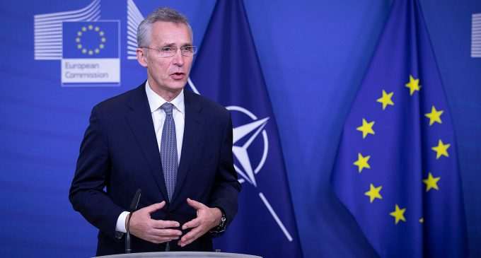 Столтенберг: у НАТО достатньо систем ППО, аби передати частину Україні