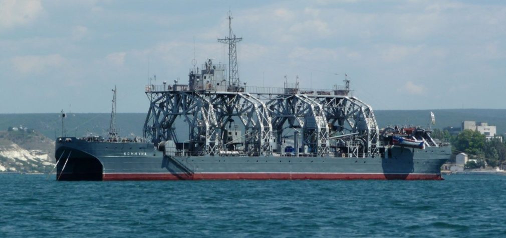 Найстаріший корабель РФ. Що відомо про “Коммуну”, яку ВМС атакували в Криму