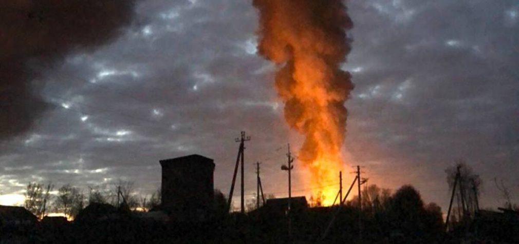 Безпілотники СБУ атакували дві нафтобази у Смоленській області РФ – джерело