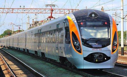 “Укрзалізниця” відновлює курсування швидкісних поїздів Інтерсіті+ до Одеси