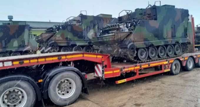 Литва передала Україні бронетранспортери M577