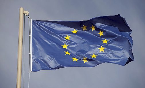 В ЄС відреагували на призупинення Україною консульських послуг для чоловіків