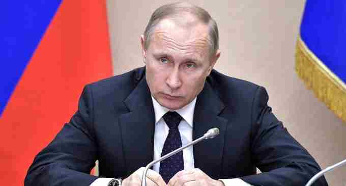 Українці вважають Путіна нелегітимним президентом – опитування