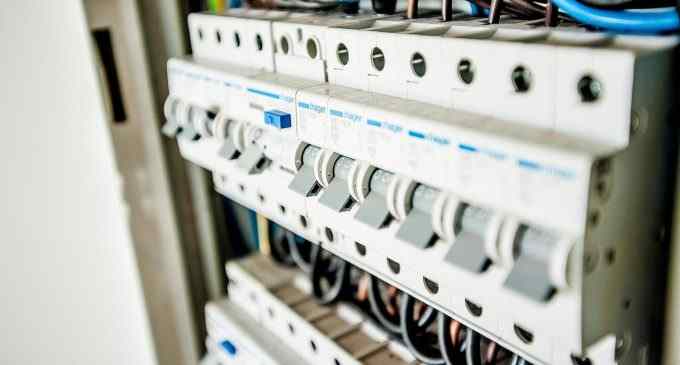 В “Укренерго” попередили про відключення світла у вівторок 21 травня