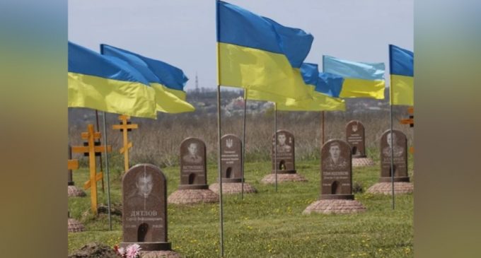 У Дніпрі пропонують зробити єдиний дизайн пам’ятників загиблих Героїв: подробиці