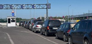 Прикордонники фіксують збільшення потоку машин на виїзд із України