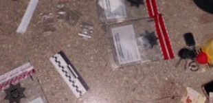 40 пакетів із метамфетаміном: поліцейські Кривого Рогу затримали двох наркозбувачів