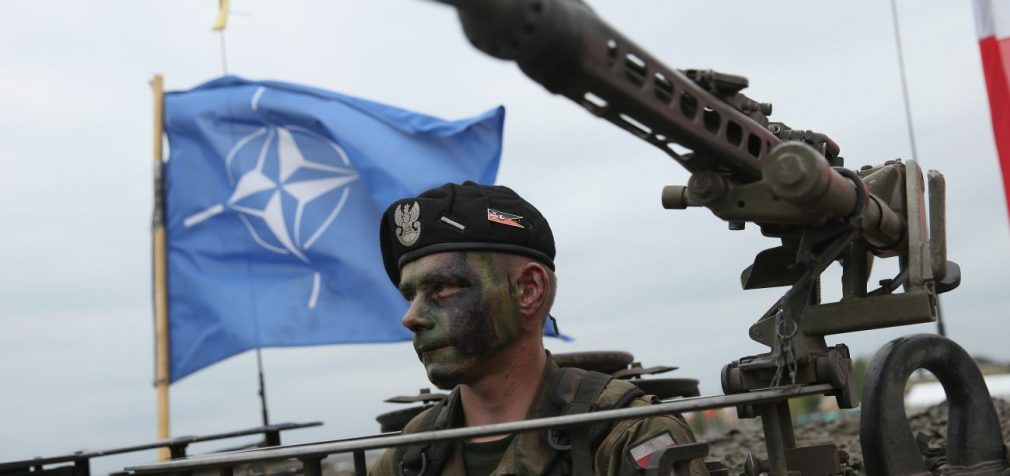 НАТО розглядає відправку військ в Україну, але не для участі в боях, – NYT