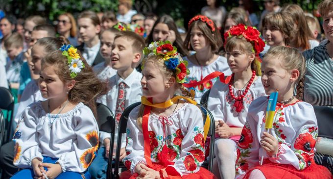 У Камʼянському пройшла церемонія нагородження “Цвіт нації”