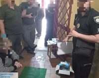 У Запоріжжі затримано адвоката, який  приніс наркотики до СІЗО для в’язня
