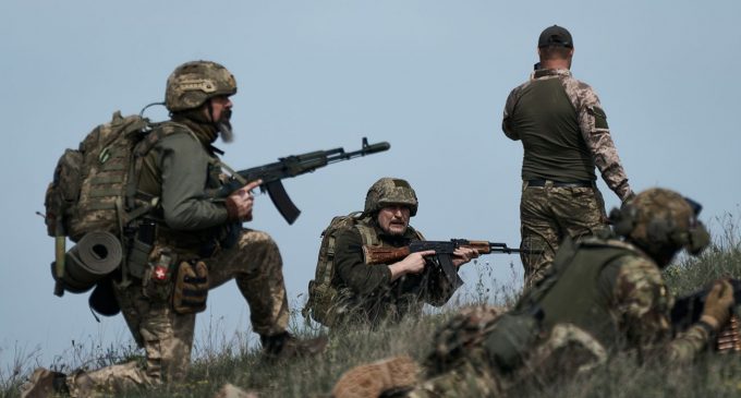 В одному селі три локації боїв. Покровський напрямок залишається “найгарячішим”, – Генштаб