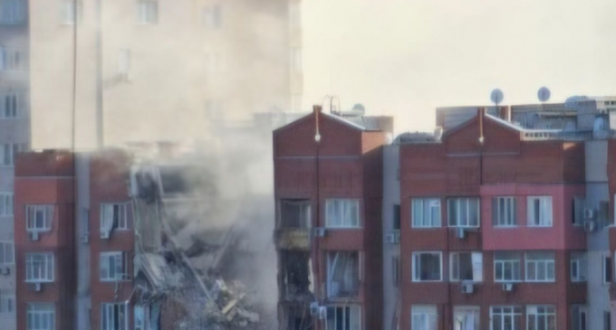 Ворог вчинив ракетну атаку на Дніпро: є поранені