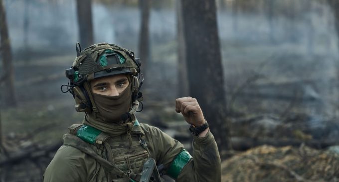 Від початку доби 42 боєзіткнення, ворог активно атакує на двох напрямках, – Генштаб