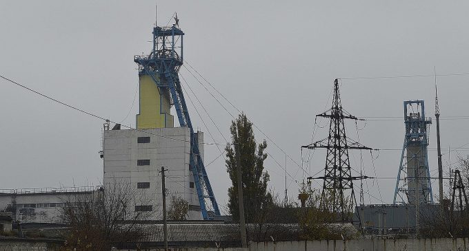 На Донеччині через ворожий обстріл відключалася шахта