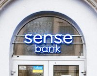 У мобільному застосунку Sense Bank “тимчасові труднощі”