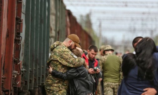 В Україні збільшили кількість потягів, які можуть забронювати військовослужбовці та їх родичі: деталі